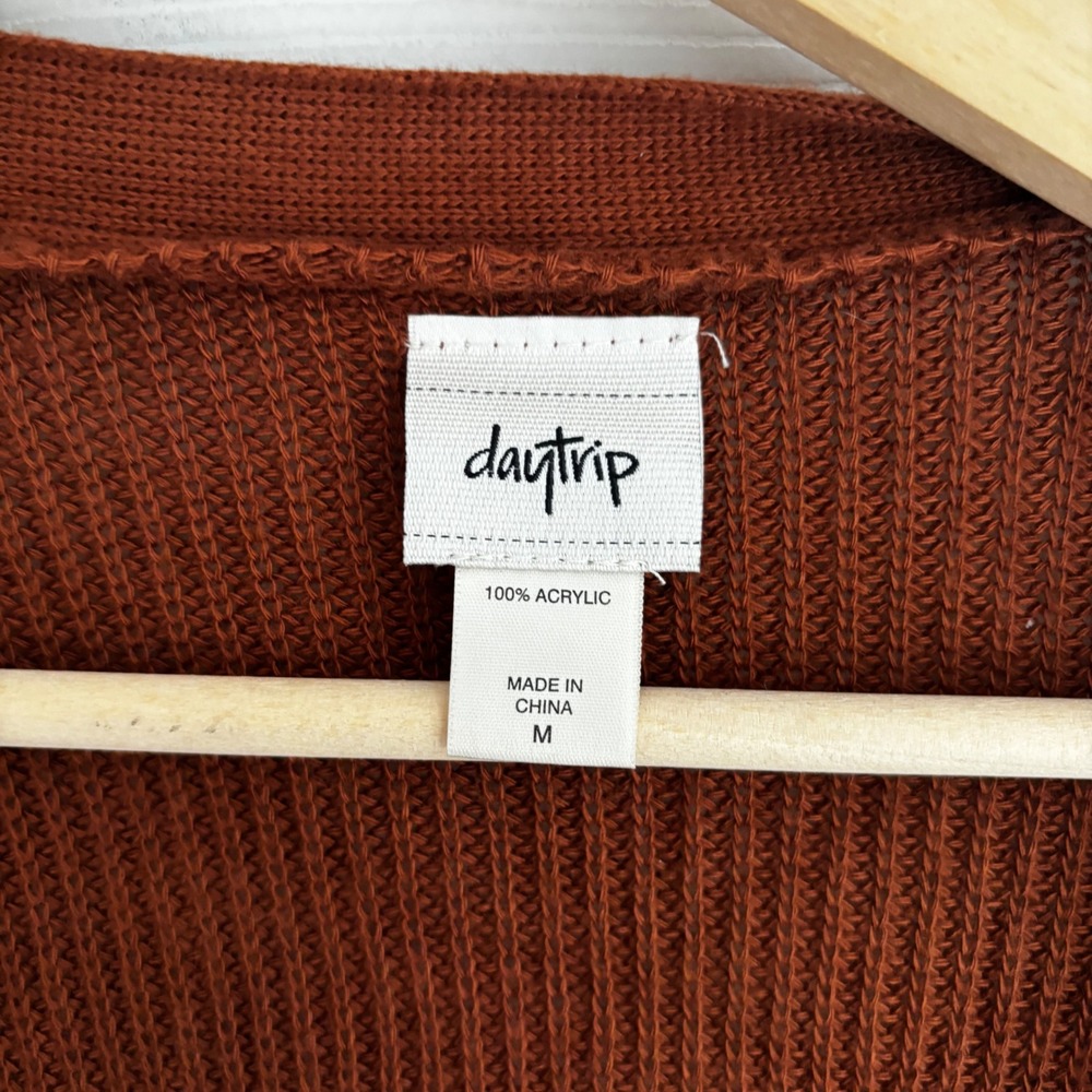 Daytrip BKE Distressed Knit Cardigan‎ Rust Orange Open Front Pockets Size M